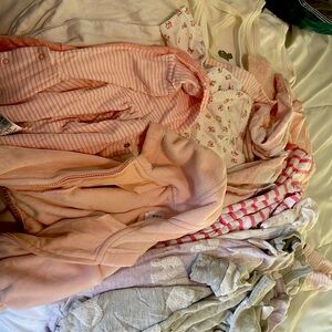 Baby Gap 16 piece baby girls lot of rompers, onsies, sweaters and hat size 0-3m